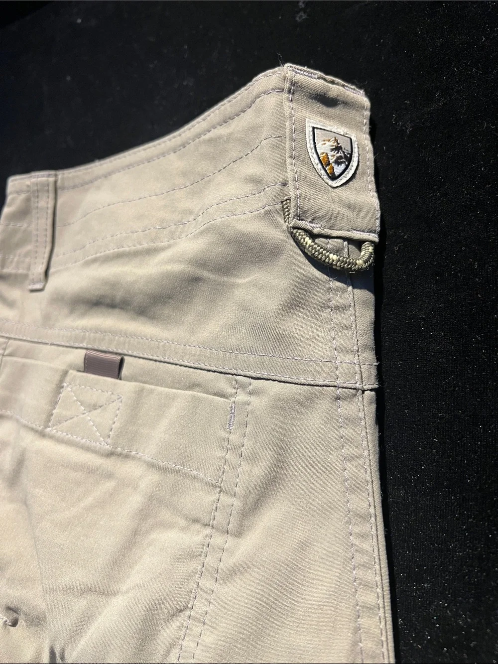 Men's KUHL Casual Cargo Shorts in Light Khaki , used perfect condition - Picture 9 of 11